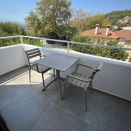 Golden Evelyn Aparthotel Agia Paraskevi  Buitenkant foto