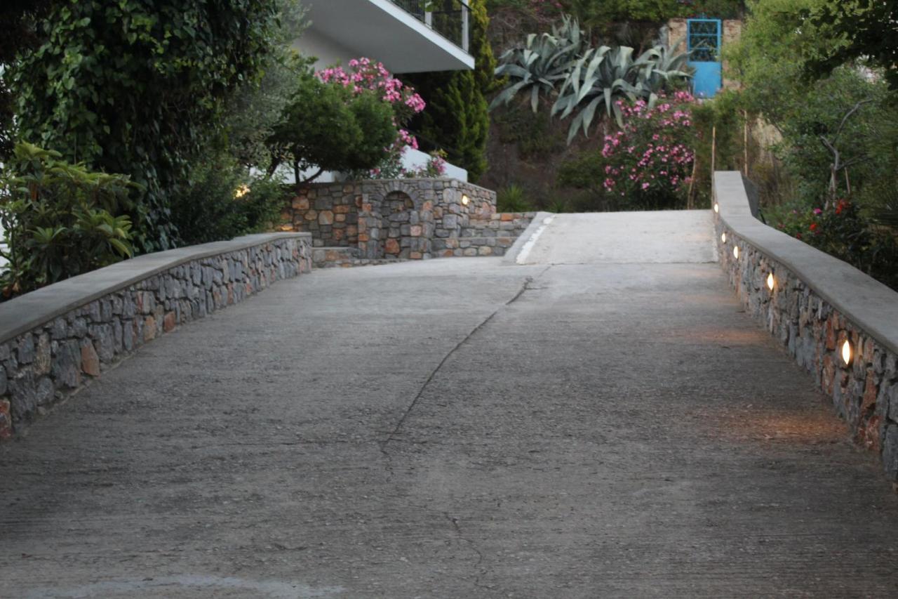 Golden Evelyn Aparthotel Agia Paraskevi  Buitenkant foto