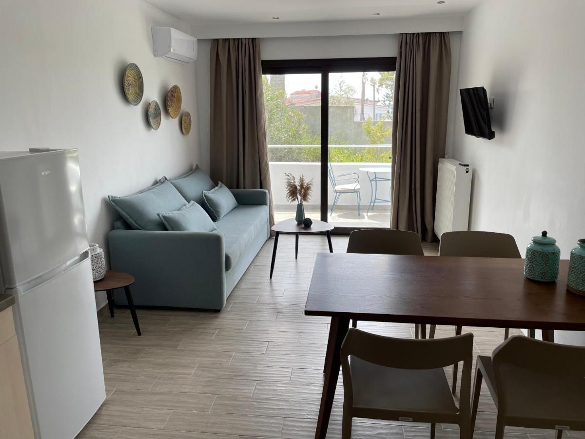 Golden Evelyn Aparthotel Agia Paraskevi  Buitenkant foto