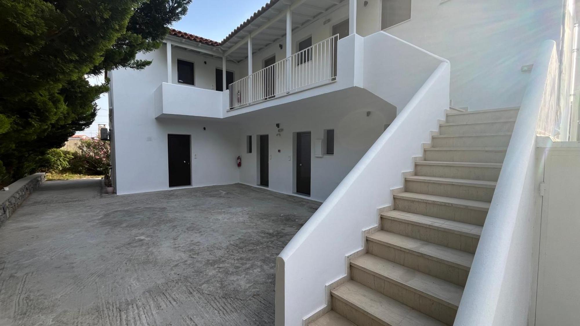 Golden Evelyn Aparthotel Agia Paraskevi  Buitenkant foto