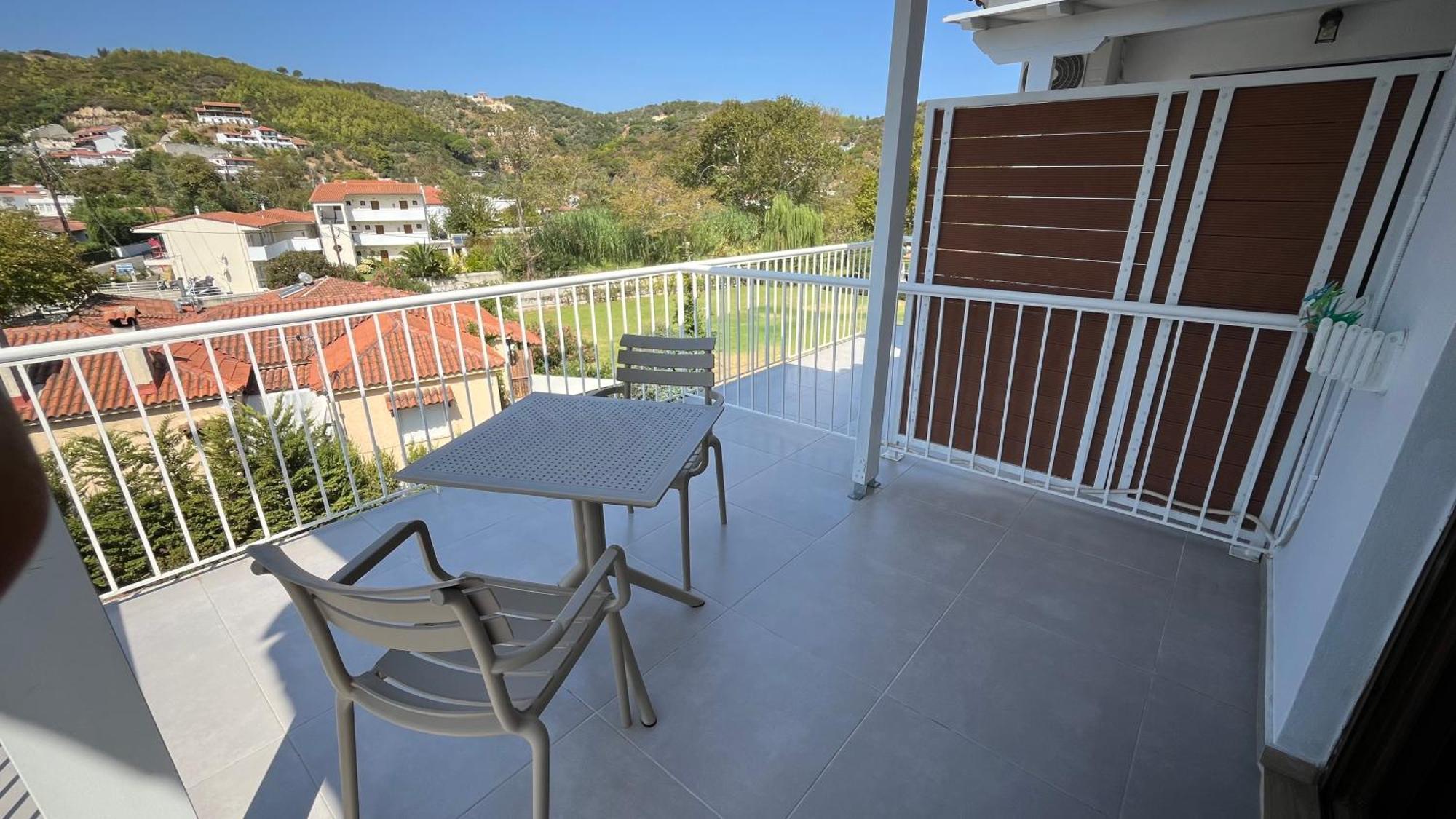 Golden Evelyn Aparthotel Agia Paraskevi  Buitenkant foto