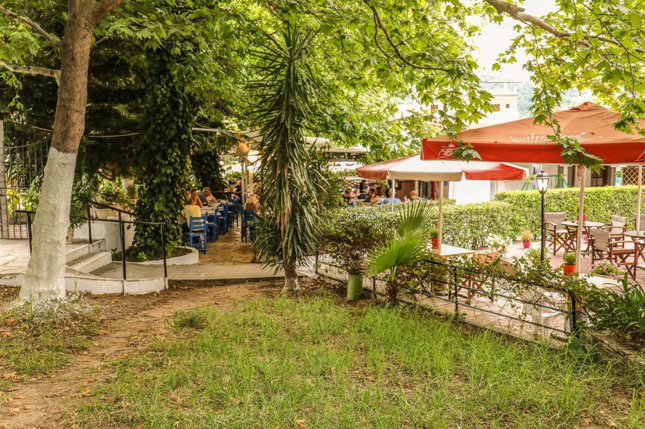 Golden Evelyn Aparthotel Agia Paraskevi  Buitenkant foto